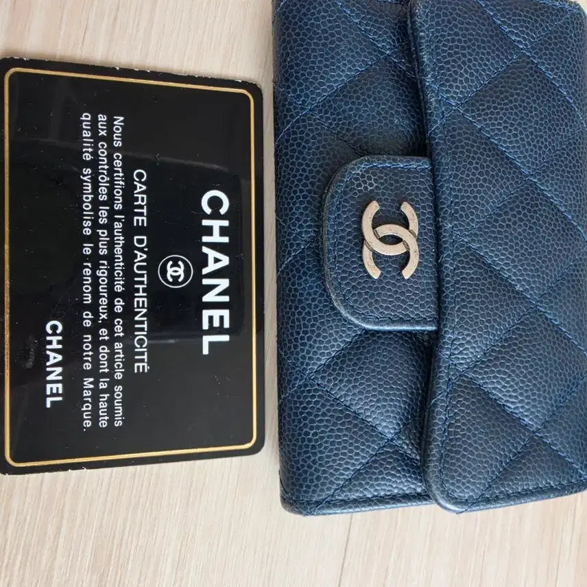 [BUNJANG] Chanel Classic Caviar Card Wallet Navy Silver / 샤넬 클래식 캐비어 카드지갑 네이비 은장