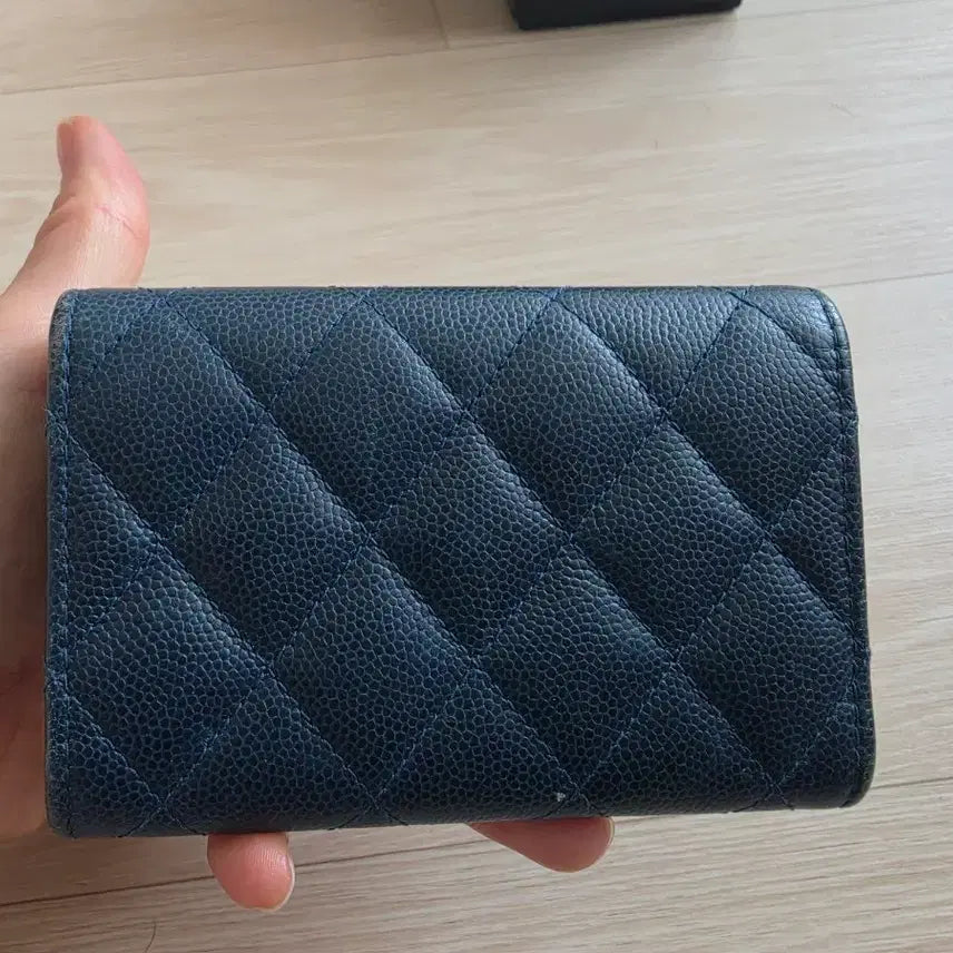[BUNJANG] Chanel Classic Caviar Card Wallet Navy Silver / 샤넬 클래식 캐비어 카드지갑 네이비 은장