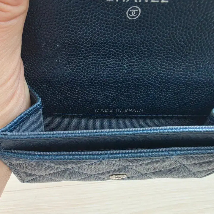 [BUNJANG] Chanel Classic Caviar Card Wallet Navy Silver / 샤넬 클래식 캐비어 카드지갑 네이비 은장