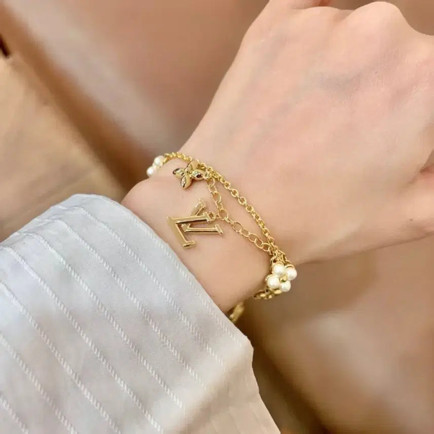 [BUNJANG] Louis Vuitton Gold Flower Charm Bracelet / 루이비통 골드 플라워 참 팔찌