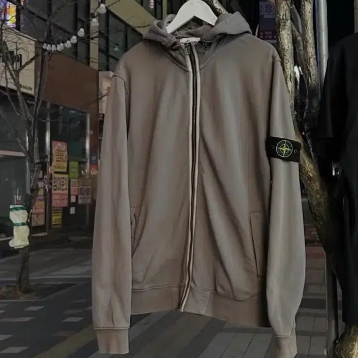 [BUNJANG] Stone Island Charcoal Hooded Zip-up / 스톤아일랜드 후드집업 차콜