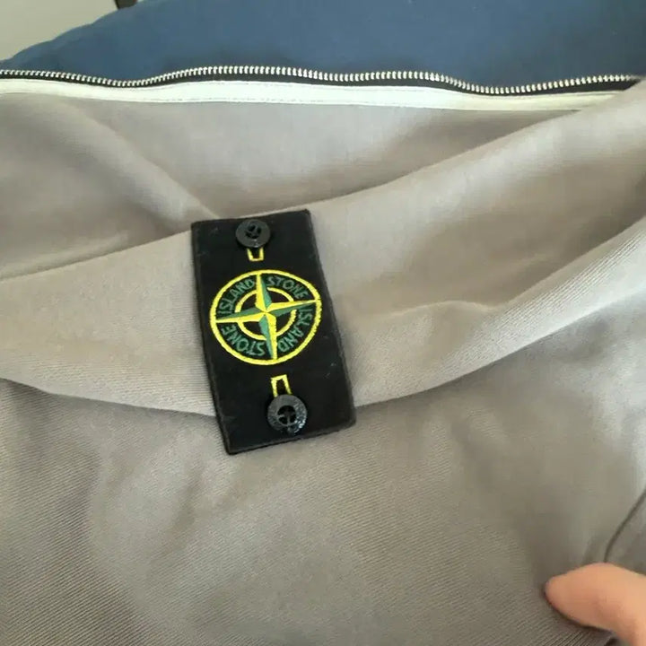 [BUNJANG] Stone Island Charcoal Hooded Zip-up / 스톤아일랜드 후드집업 차콜