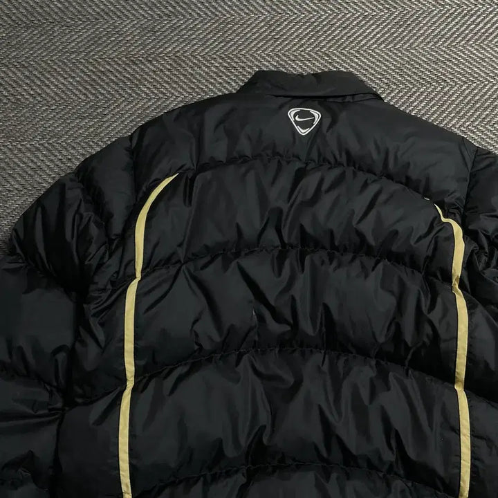 [BUNJANG] Nike Manchester United Duck Down Padded Jacket / 나이키 레트로 맨체스터 유나이티드 덕다운 패딩 점퍼o 5346