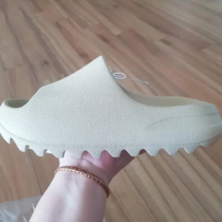 [BUNJANG] Adidas Slide Ivory 230mm Sandals / 아디다스 슬라이드 아이보리 새상품 230사이즈