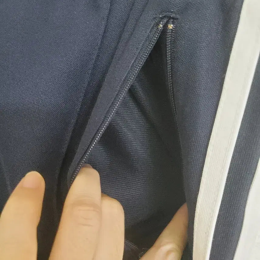 [BUNJANG] Adidas Three-Stripe Training Pants (Size 90) / 아디다스 삼선 트레이닝 팬츠 90사이즈