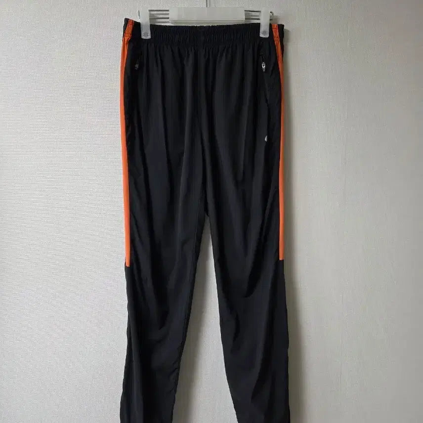 [BUNJANG] Asics Black/Orange Line Spandex Training Pants / 아식스 블랙/주황색 라인 스판 트레이닝  여름바지 허리 31-33인치