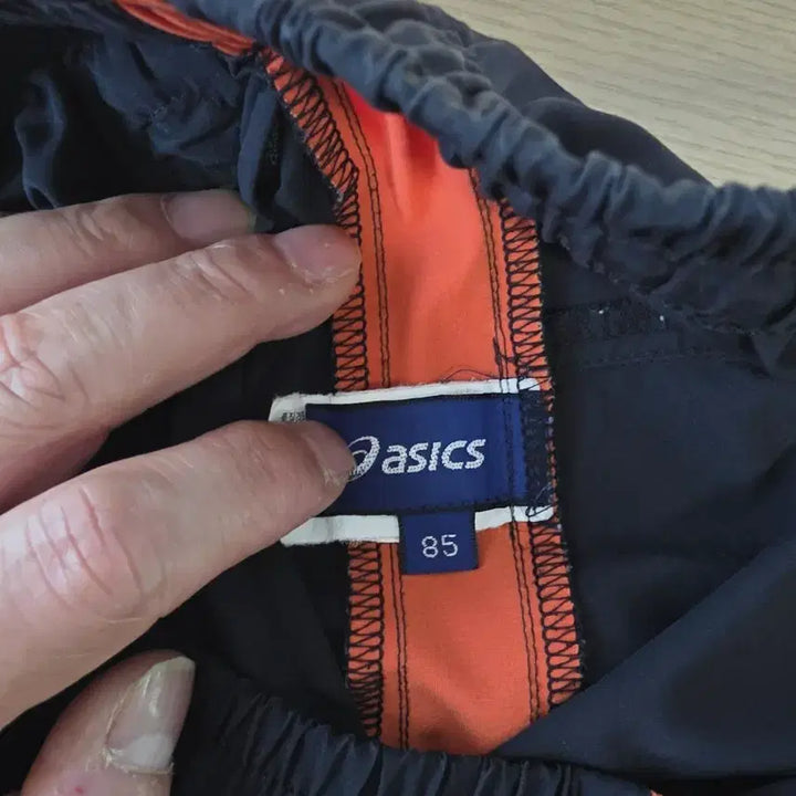[BUNJANG] Asics Black/Orange Line Spandex Training Pants / 아식스 블랙/주황색 라인 스판 트레이닝  여름바지 허리 31-33인치