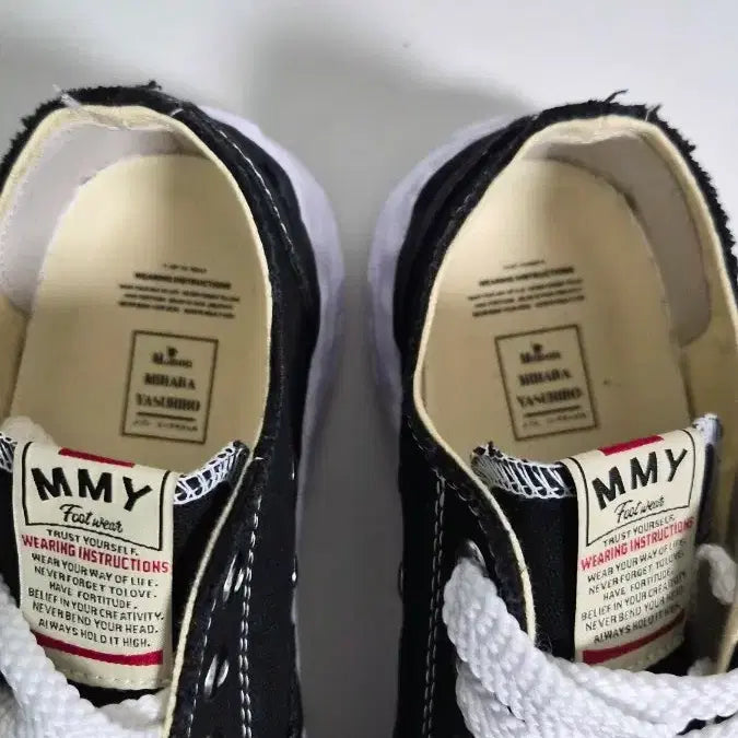 [BUNJANG] MMY Yasuhito Peterson Black Low Sneakers / MMY 야스히로 피터슨 블랙 로우 스니커즈