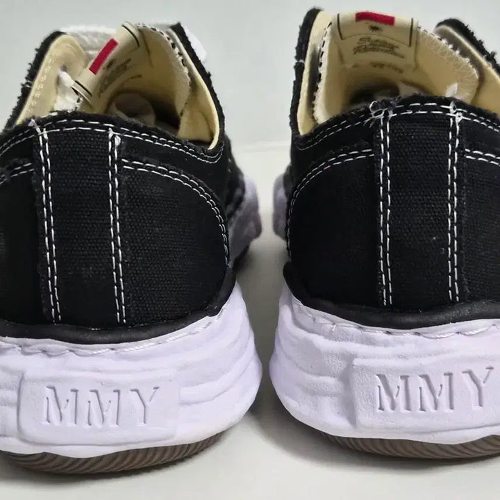 [BUNJANG] MMY Yasuhito Peterson Black Low Sneakers / MMY 야스히로 피터슨 블랙 로우 스니커즈