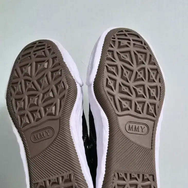 [BUNJANG] MMY Yasuhito Peterson Black Low Sneakers / MMY 야스히로 피터슨 블랙 로우 스니커즈