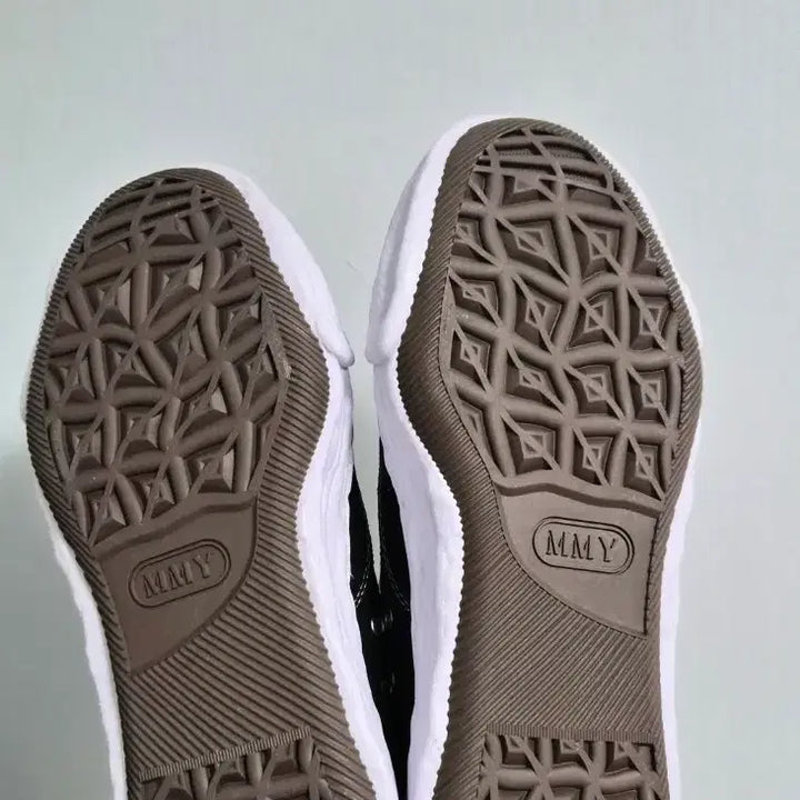 [BUNJANG] MMY Yasuhito Peterson Black Low Sneakers / MMY 야스히로 피터슨 블랙 로우 스니커즈