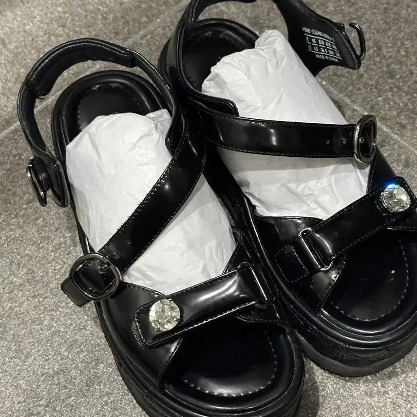 [BUNJANG] Suecomma Bonnie Gemma Sandals (Black) 235 / [슈콤마보니]젬마샌들(블랙)235