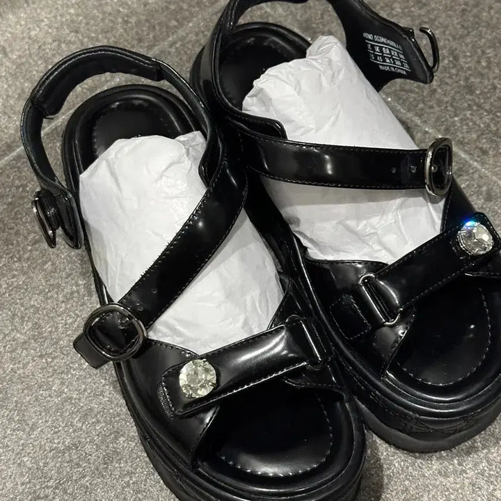 [BUNJANG] Suecomma Bonnie Gemma Sandals (Black) 235 / [슈콤마보니]젬마샌들(블랙)235