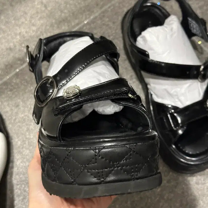 [BUNJANG] Suecomma Bonnie Gemma Sandals (Black) 235 / [슈콤마보니]젬마샌들(블랙)235
