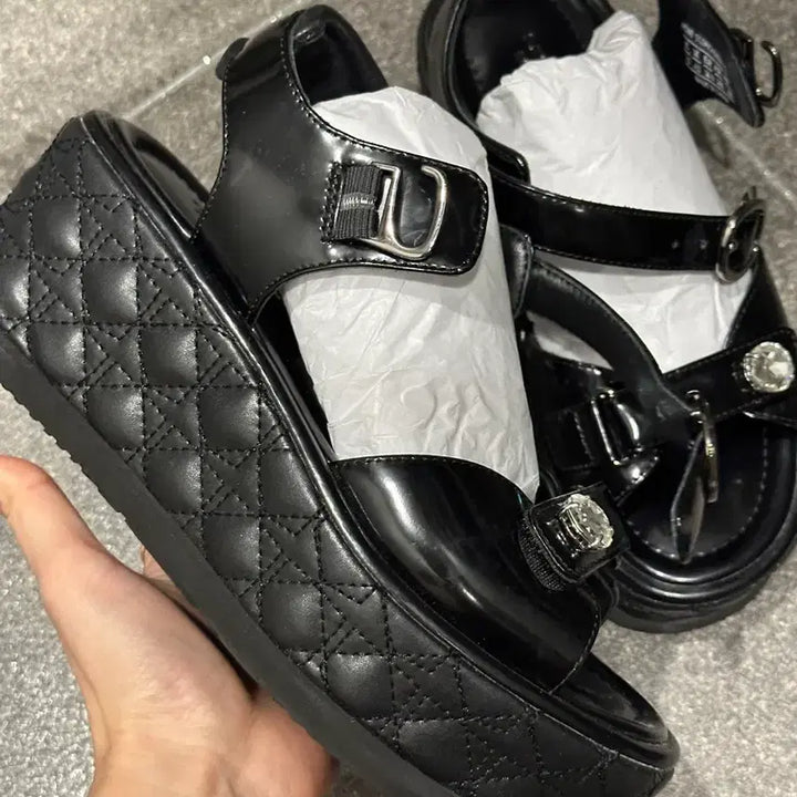 [BUNJANG] Suecomma Bonnie Gemma Sandals (Black) 235 / [슈콤마보니]젬마샌들(블랙)235