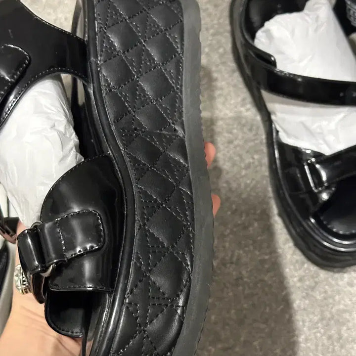 [BUNJANG] Suecomma Bonnie Gemma Sandals (Black) 235 / [슈콤마보니]젬마샌들(블랙)235