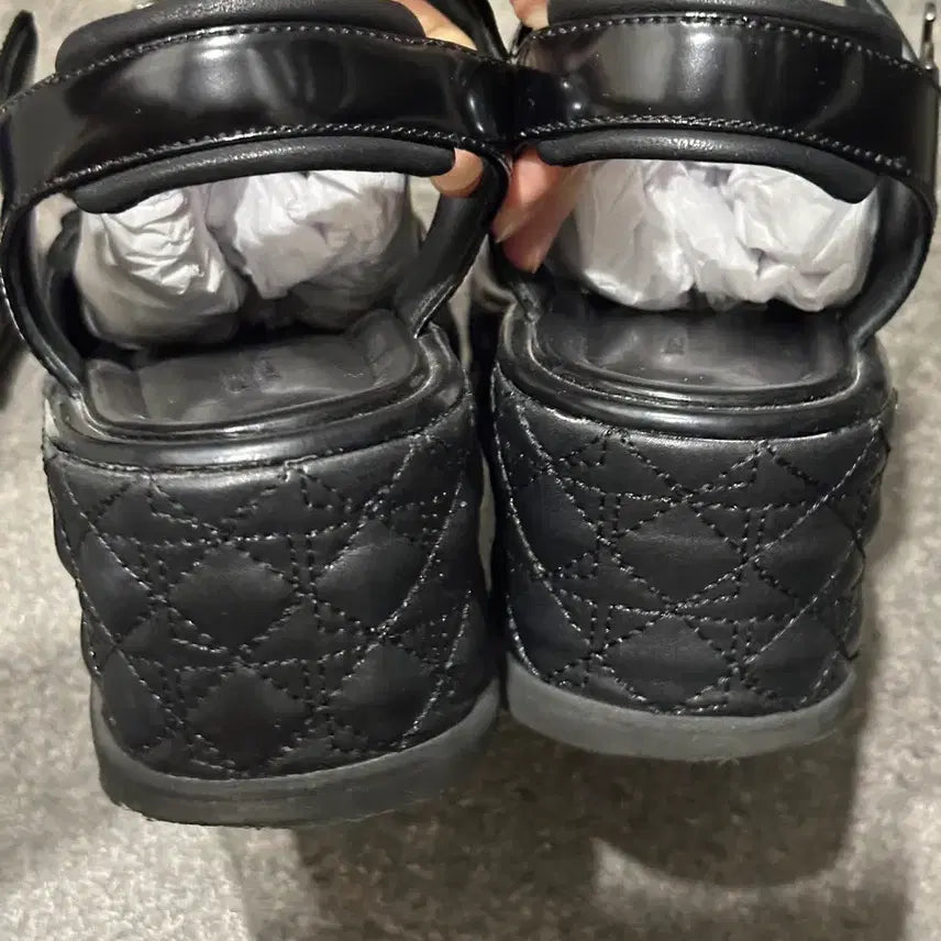 [BUNJANG] Suecomma Bonnie Gemma Sandals (Black) 235 / [슈콤마보니]젬마샌들(블랙)235