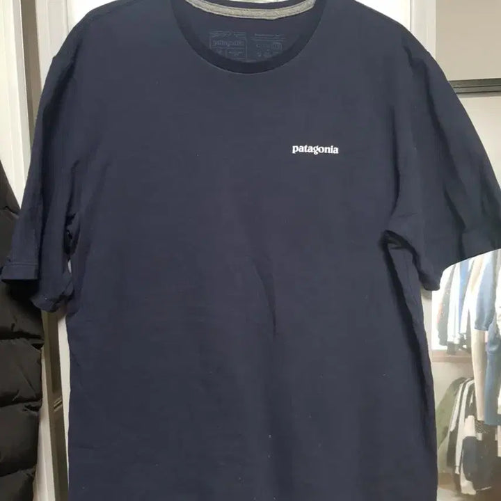 [BUNJANG] Patagonia Navy Short Sleeve T-shirt / 파타고니아 네이비 반팔 티셔츠