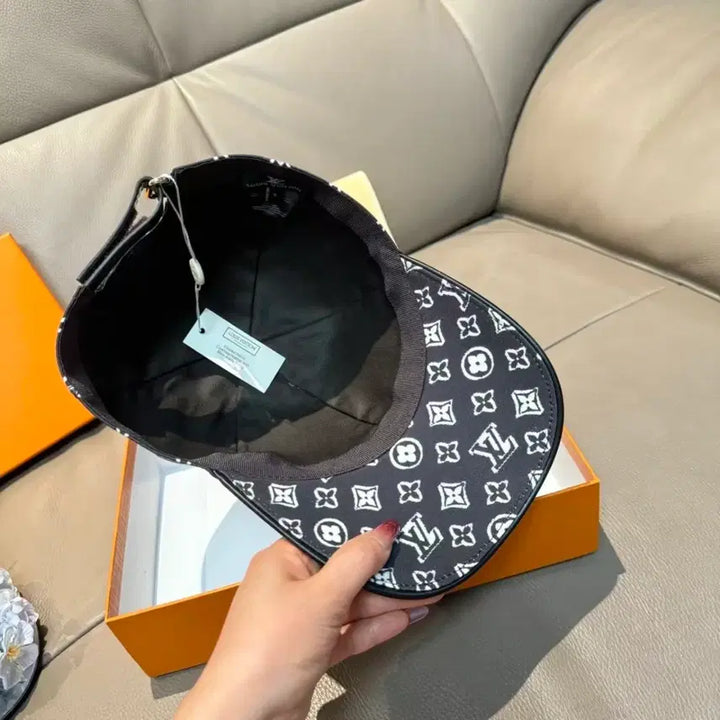 [BUNJANG] Louis Vuitton Monogram Black Ball Cap / 루이비통 모노그램 블랙 볼캡