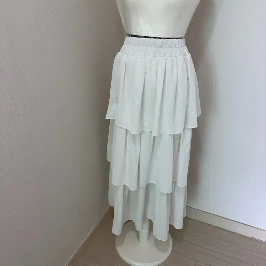 [BUNJANG] White Ruffled Long Skirt / 화이트 캉캉 롱 스커트