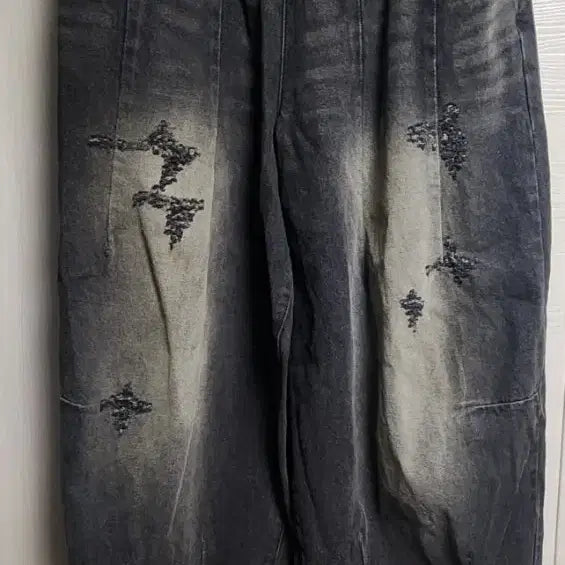 [BUNJANG] Black Denim Wide Pants / 흑청 워싱 데미지 와이드 벌룬 팬츠 (F) 새상품