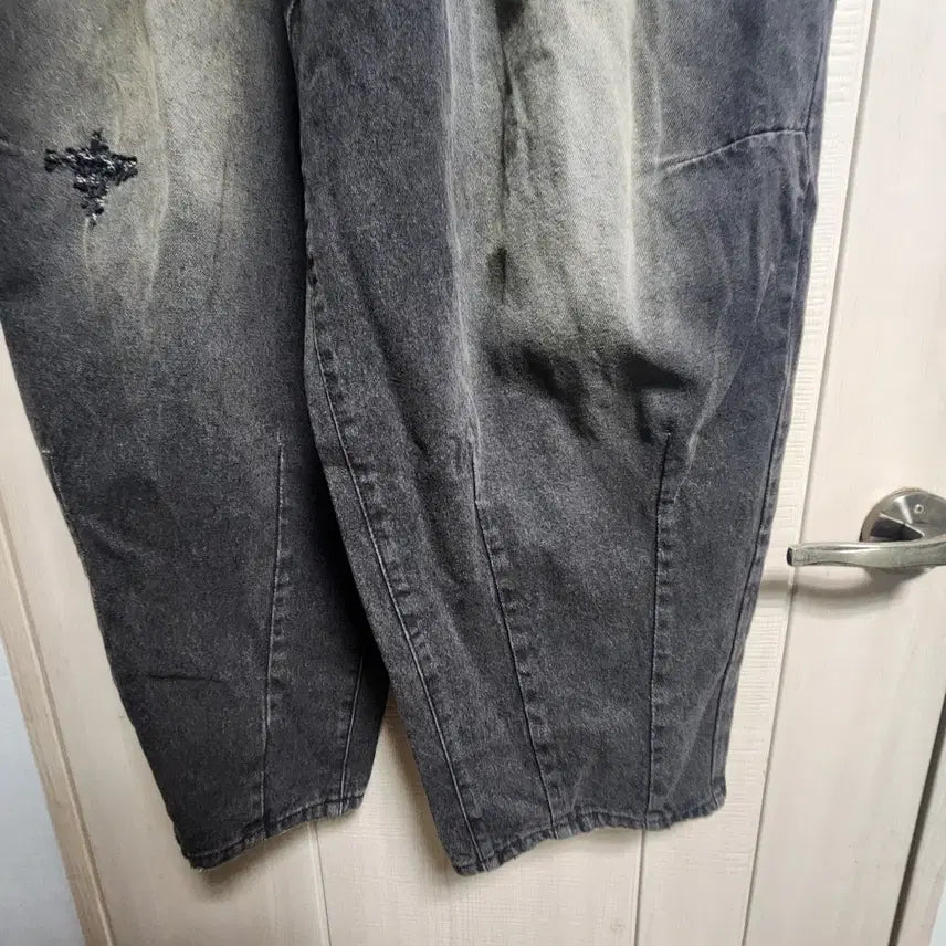 [BUNJANG] Black Denim Wide Pants / 흑청 워싱 데미지 와이드 벌룬 팬츠 (F) 새상품