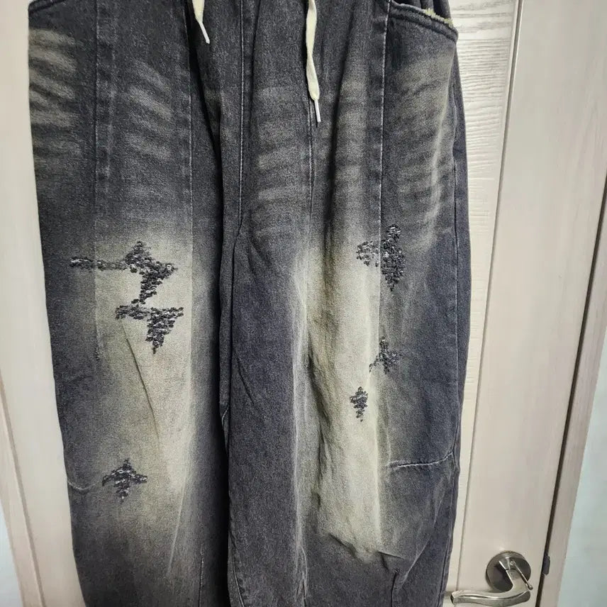 [BUNJANG] Black Denim Wide Pants / 흑청 워싱 데미지 와이드 벌룬 팬츠 (F) 새상품