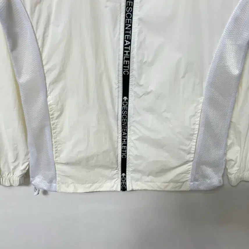 [SOLD OUT] 55-66 DESCENTE 데상트 로고 기능성 바람막이 트레이닝 자켓