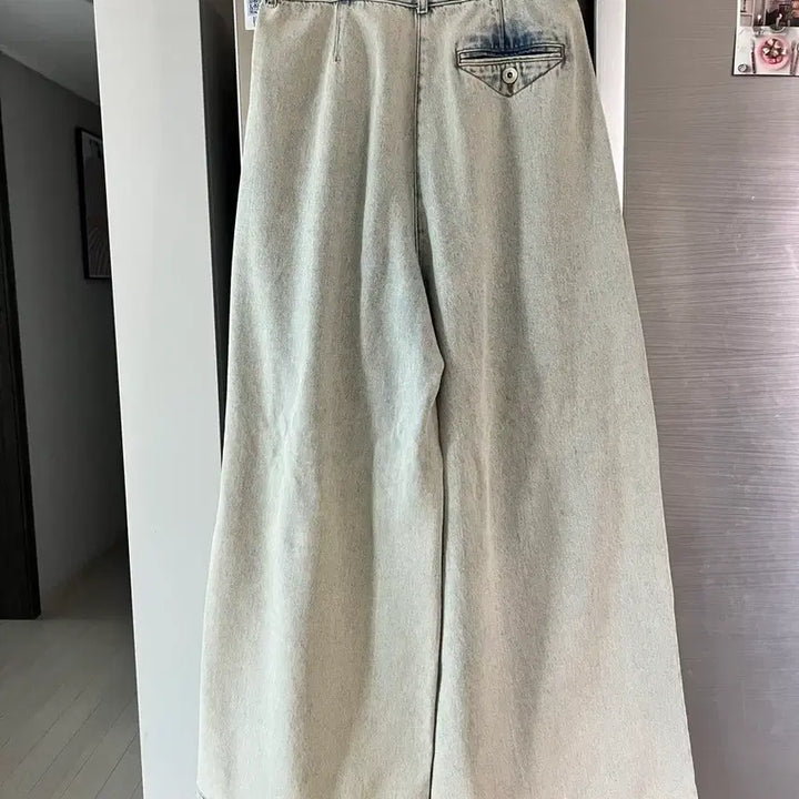 [BUNJANG] Raum Light Wash Denim Wide Pants / 라움 연청 데님 와이드 팬츠 새상품