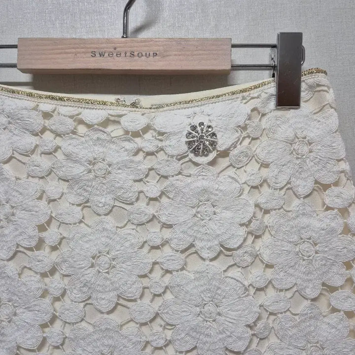 [BUNJANG] DeWL Lace Mermaid Skirt / 듀엘 레이스 스커트