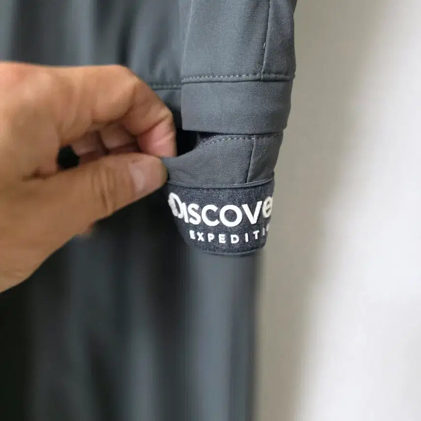 [BUNJANG] Discovery Expedition Charcoal Spandex Jogger Pants (32-inch Waist) / 디스커버리 익스페디션 스판 조거팬츠 차콜 허리 32인치 여름바지
