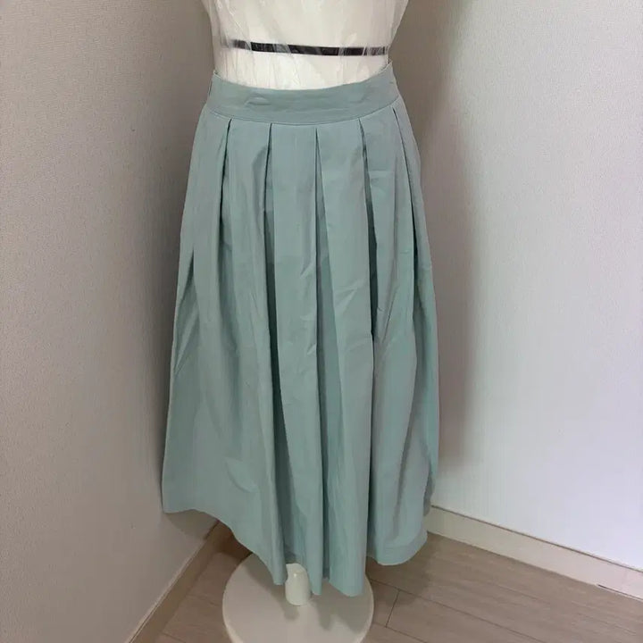 [SOLD OUT] 민트 플리츠 미디 스커트 길이 77cm