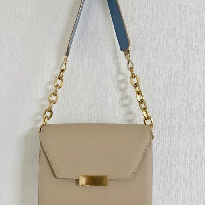 [BUNJANG] D.MELIEL Clever Bag Medium Nude Beige / 드메리엘 Clever Bag Medium 누드베이지