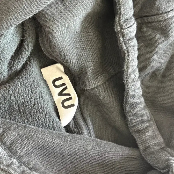 [SOLD OUT] UVU 인시그니아 후드 블랙