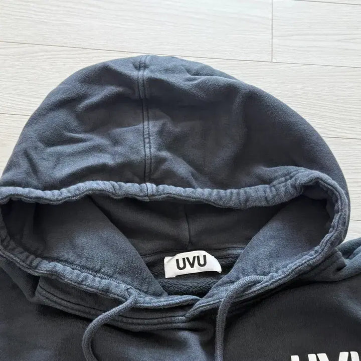 [SOLD OUT] UVU 인시그니아 후드 블랙