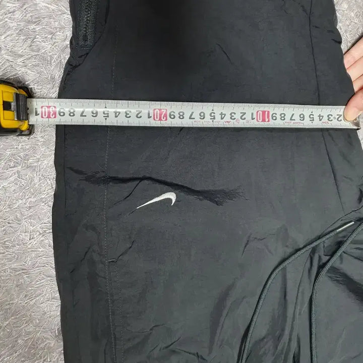[BUNJANG] Nike Mid-Rise Repel Zipper Bootcut Woven Pants - Black (S) / 나이키 바지 미드라이즈 리펠 지퍼 부츠컷 우븐 팬츠 블랙 s