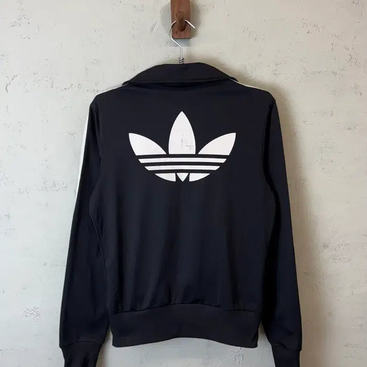 [BUNJANG] Adidas Firebird Three-Stripe Track Top Black Jersey / [XS] 아디다스 파이어버드 삼선 트랙탑 블랙 져지
