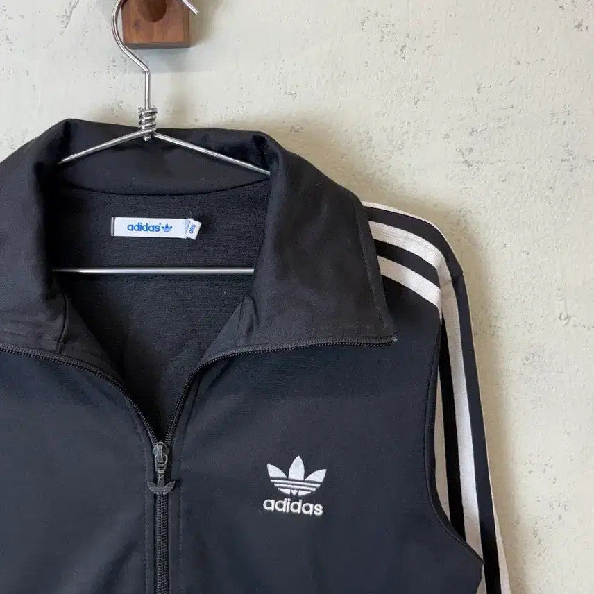 [BUNJANG] Adidas Firebird Three-Stripe Track Top Black Jersey / [XS] 아디다스 파이어버드 삼선 트랙탑 블랙 져지