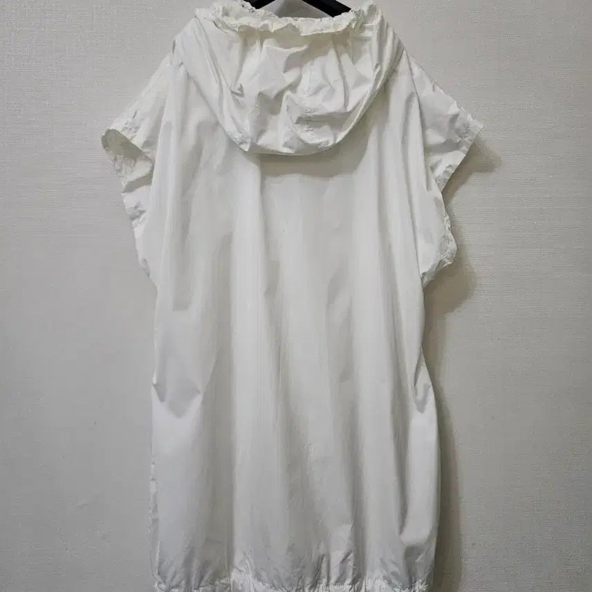 [SOLD OUT] 오일릴리 메이드인 이태리 레이스배색 후드점퍼