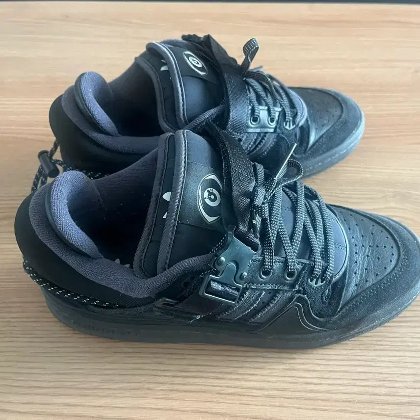 [BUNJANG] Adidas x Bad Bunny Forum Low Back to School Sneakers / 아디다스 x 배드 버니 포럼 로우 백 투 스쿨