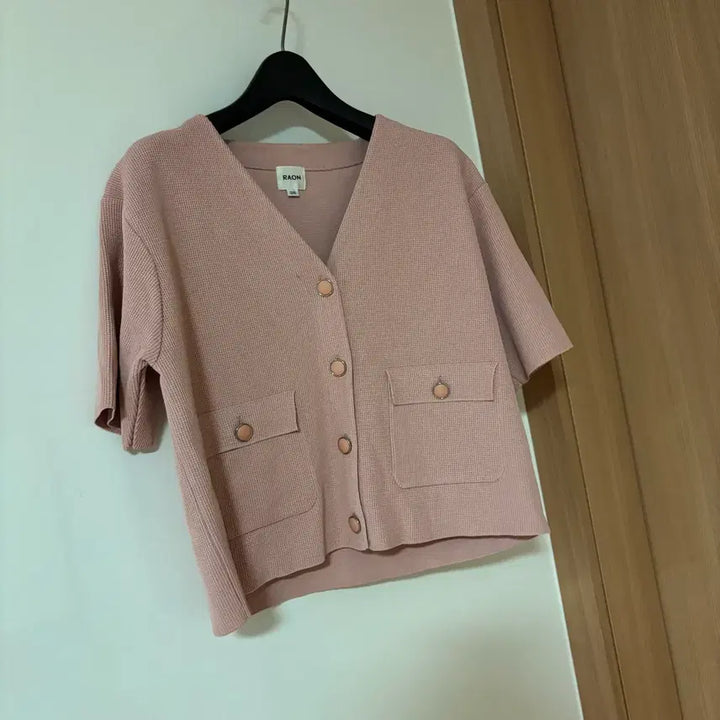 [BUNJANG] Raon Company V-Neck Cardigan / 라온컴퍼니 라온 반팔 브이넥 가디건 출근룩 결혼식 하객룩 경조사 핑크