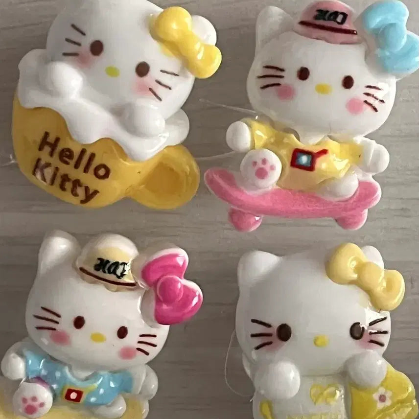 [BUNJANG] Yellow Hello Kitty Jibbitz Set / 노란 키티 지비츠