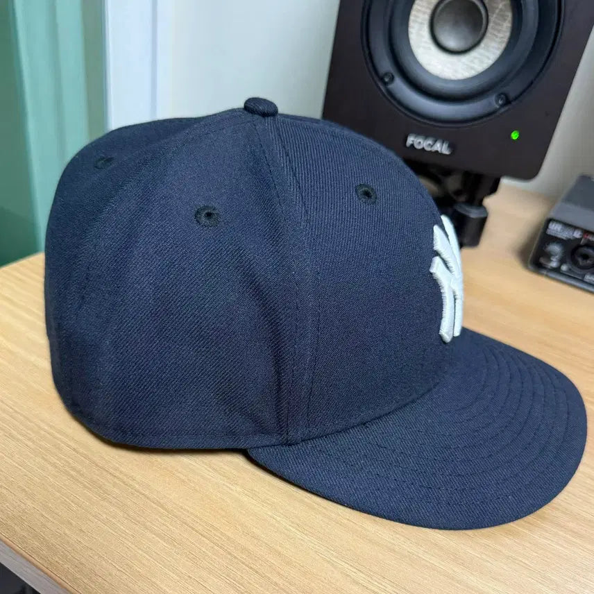 [BUNJANG] New Era New York Yankees Low Profile 59FIFTY Fitted Hat Navy 778 (62.5cm) / 뉴에라 뉴욕 양키스 로우 프로파일 네이비 778(62.5cm)