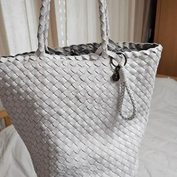 [BUNJANG] Dragon Diffusion Jackie Bucket Bag White / 드래곤디퓨전 재키 버킷백 화이트
