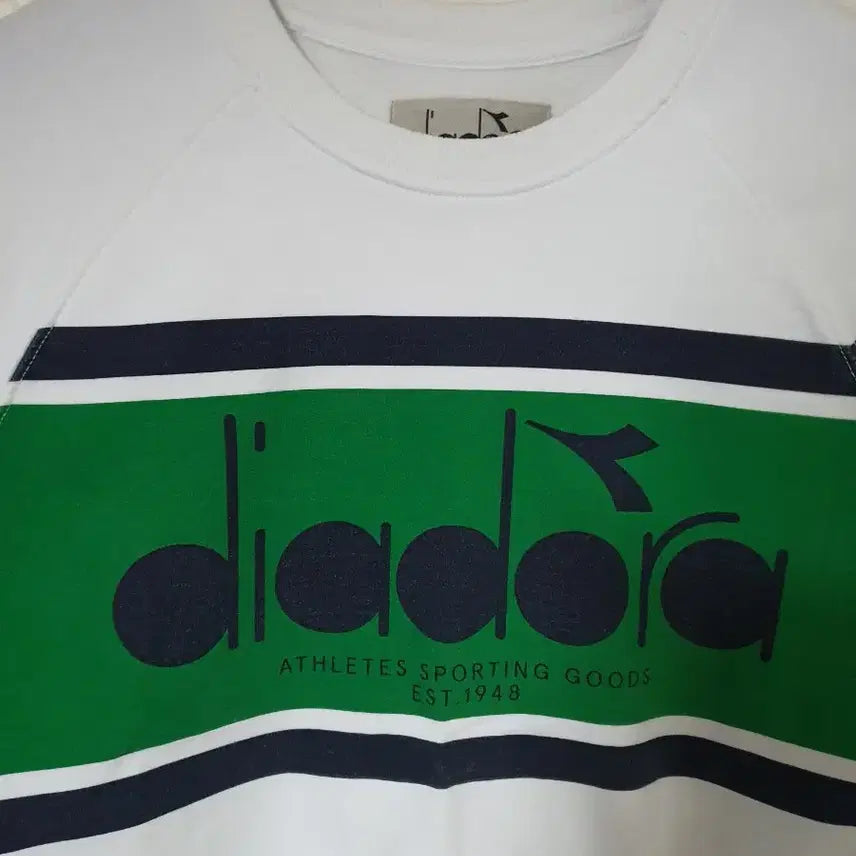 [BUNJANG] Diadora White Sweatshirt T-Shirt Size S / 디아도라 화이트 맨투맨 티셔츠 S 95