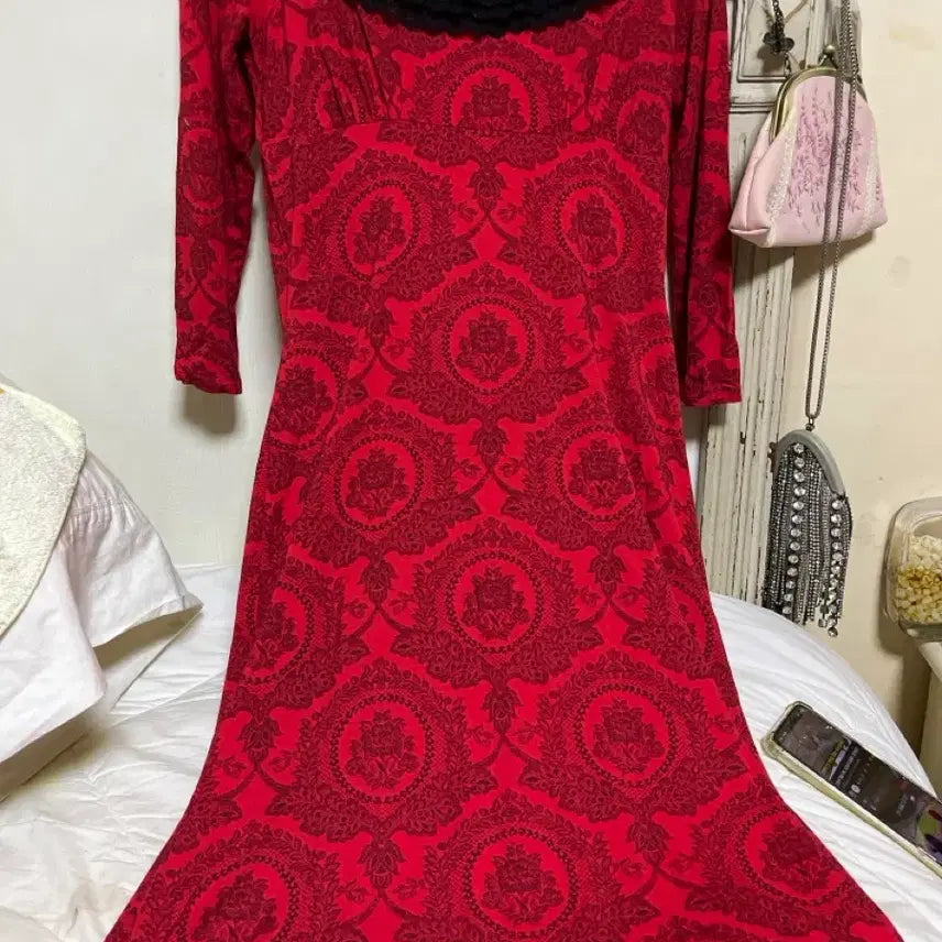 [BUNJANG] Morgon Red Flower Midi Dress / 모건 레드 플라워 미디원피스