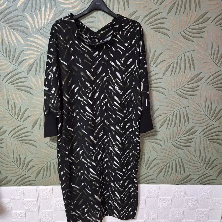 [BUNJANG] Balenciaga Pattern Midi Dress / 발렌시아 패턴원피스