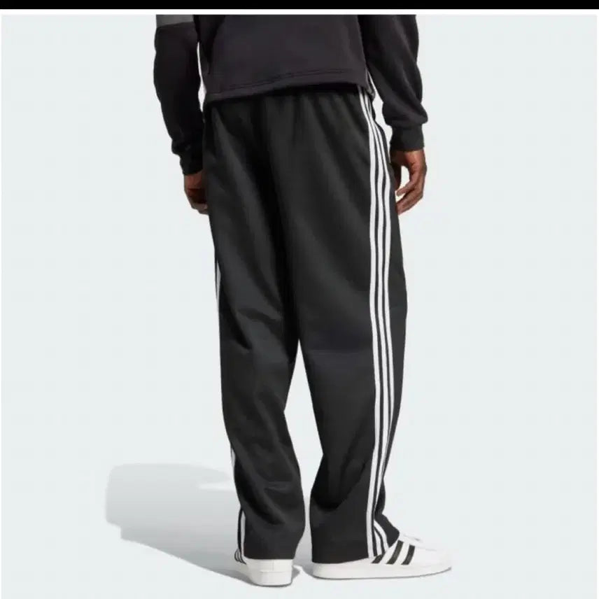 [BUNJANG] Adidas Adicolor Firebird Track Pants Black / 아디다스 아디컬러 배기핏 파이어버드 트랙팬츠 블랙