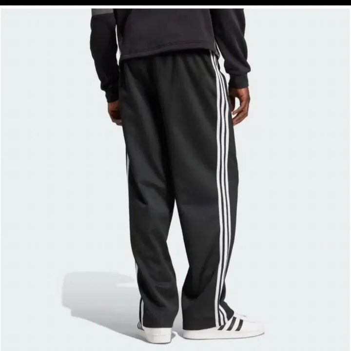 [BUNJANG] Adidas Adicolor Firebird Track Pants Black / 아디다스 아디컬러 배기핏 파이어버드 트랙팬츠 블랙