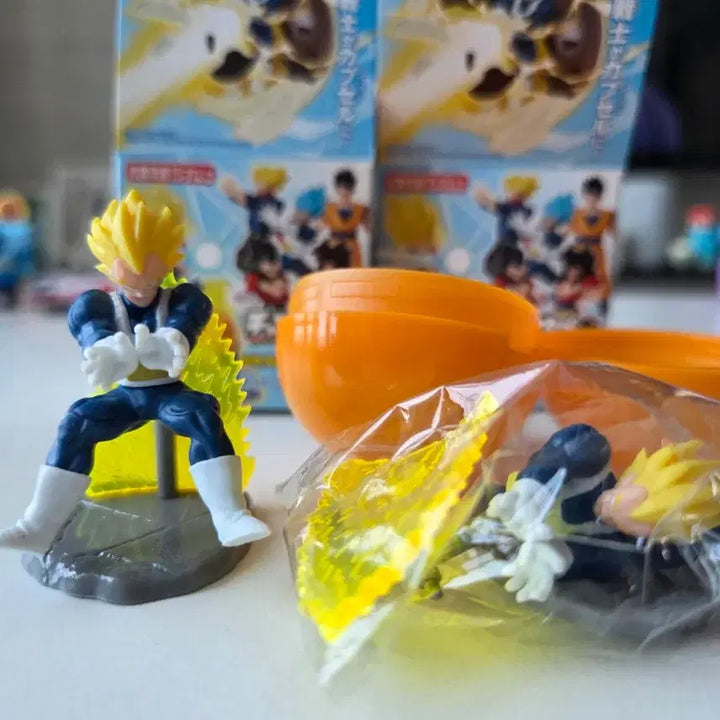 [BUNJANG] Dragon Ball Surprise in Choco Capsule Vegeta Figure / 드래곤볼 서프라이즈 인 초코캡슐 베지터 피규어